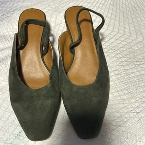 LOQ Kitten Heels, Dark Green, NWOB